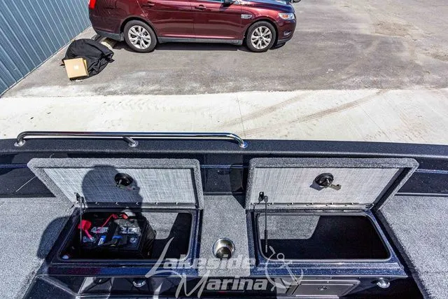 Slide: The Image of Recon 895 Tiller 2025 - 22