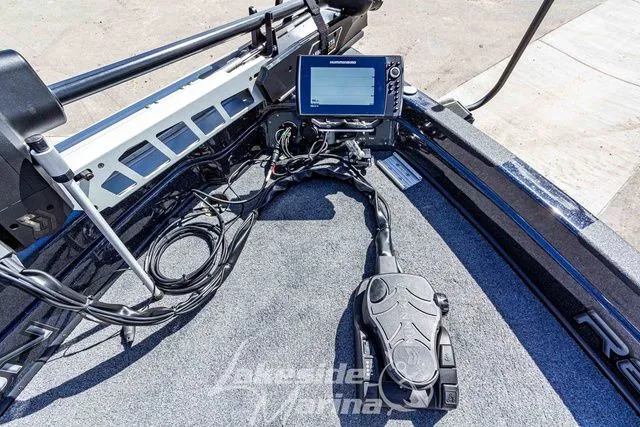 Slide: The Image of Recon 895 Tiller 2025 - 31