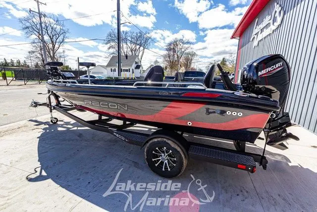 Slide: The Image of Recon 895 Tiller 2025 - 7