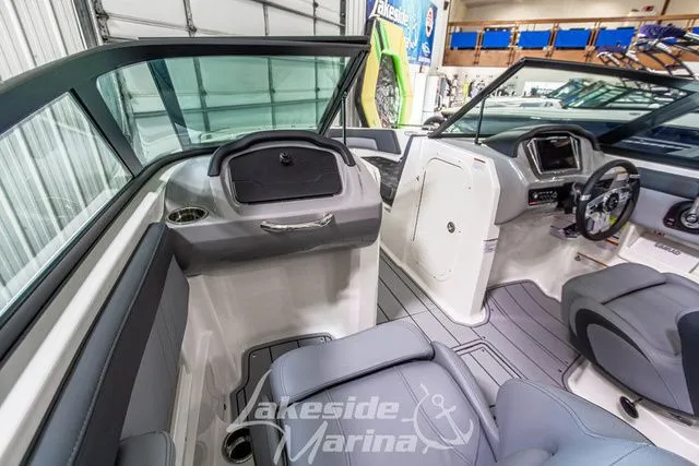 Slide: The Image of Chaparral 23 SSi 2026 - 20