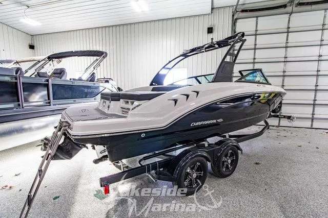 Slide: The Image of Chaparral 23 SSi 2026 - 3