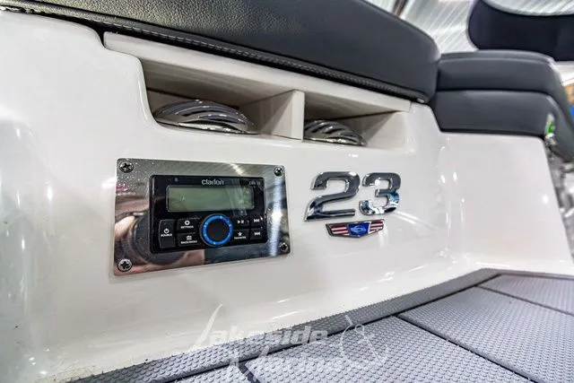 Slide: The Image of Chaparral 23 SSi 2026 - 6