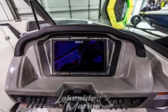 Slide: The Image of Chaparral 23 SSi 2026 - 20