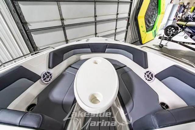 Slide: The Image of Chaparral 23 SSi 2026 - 27