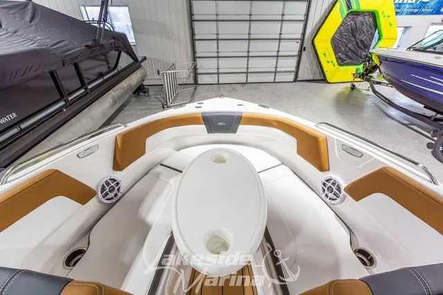 Slide: The Image of Chaparral 23 SSi 2026 - 29