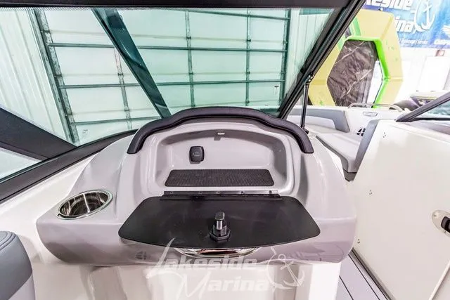 Slide: The Image of Chaparral 21 SSi 2026 - 21