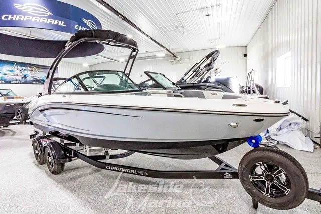 Slide: The Image of Chaparral 21 SSi 2026 - 6