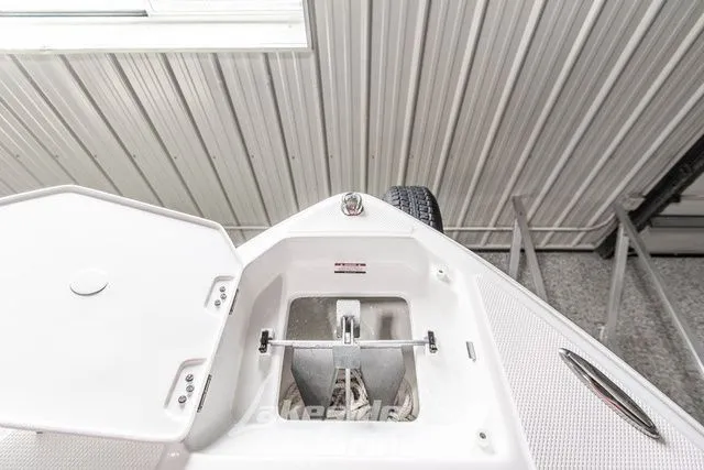 Slide: The Image of Chaparral 23 SSi 2025 - 33