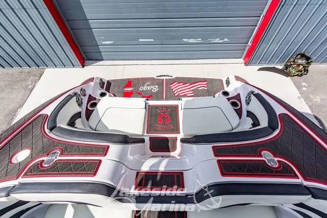 Slide: The Image of Yamaha 242 Limited S E-Series 2016 - 12