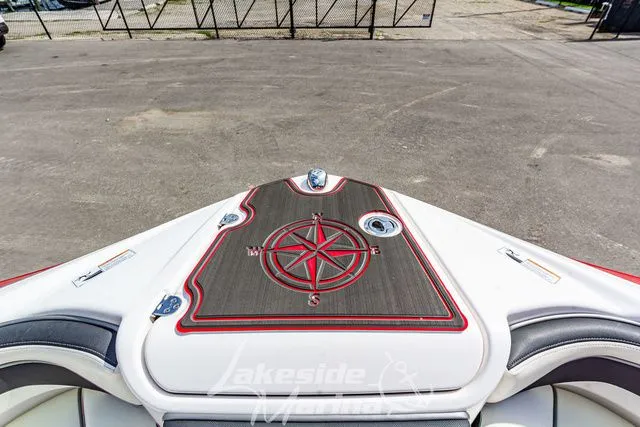 Slide: The Image of Yamaha 242 Limited S E-Series 2016 - 41