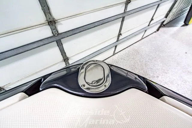 Slide: The Image of Chaparral 244 Sunesta 2017 - 43