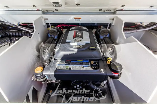 Slide: The Image of Crownline Boats 220 SS 2024 - 22