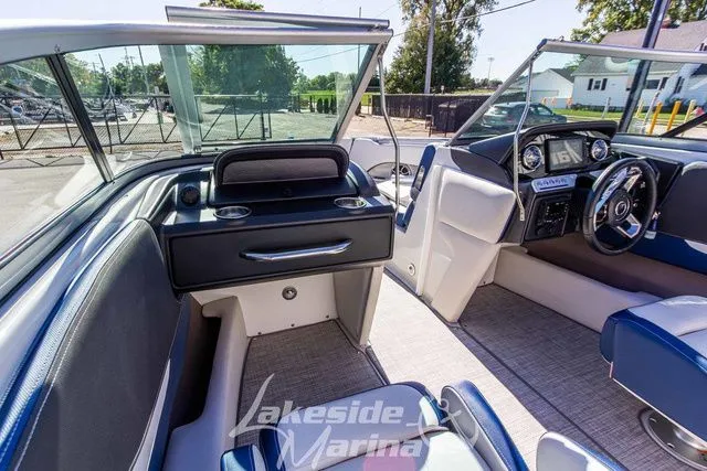 Slide: The Image of Crownline Boats 220 SS 2024 - 35