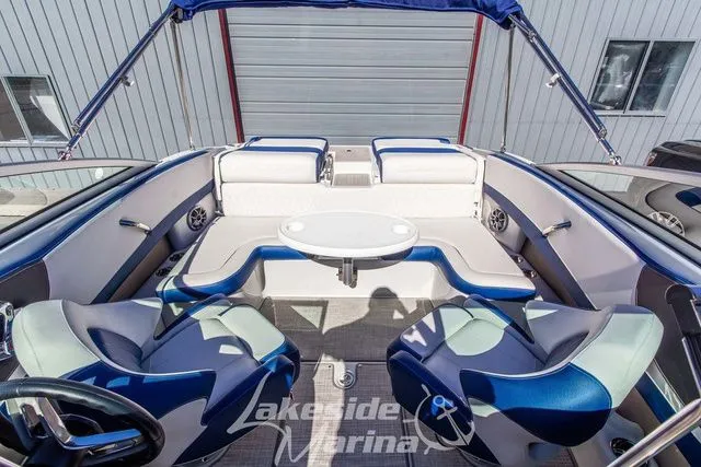 Slide: The Image of Crownline Boats 220 SS 2024 - 40
