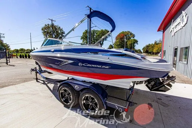 Slide: The Image of Crownline Boats 220 SS 2024 - 9