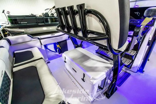 Slide: The Image of Tidewater 210 LXF 2025 - 17