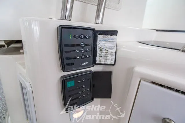 Slide: The Image of Cruisers Yachts 420 Express 2006 - 35