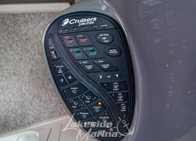 Slide: The Image of Cruisers Yachts 420 Express 2006 - 54