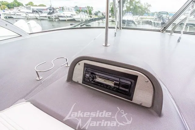 Slide: The Image of Cruisers Yachts 420 Express 2006 - 63