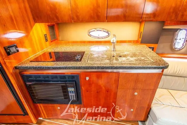 Slide: The Image of Cruisers Yachts 420 Express 2006 - 89