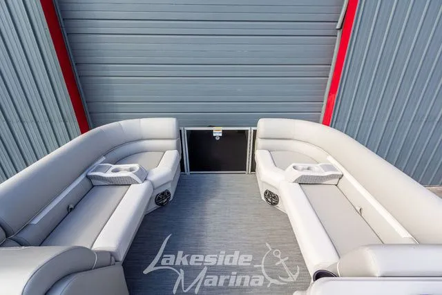 Slide: The Image of Godfrey Sweetwater 2286 SBX 2025 - 11