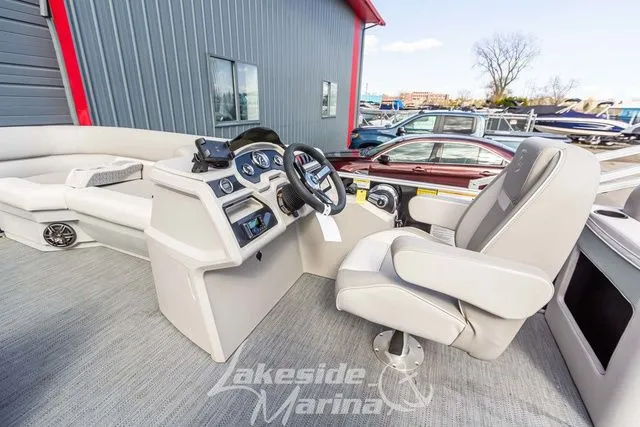 Slide: The Image of Godfrey Sweetwater 2286 SBX 2025 - 15