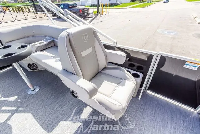 Slide: The Image of Godfrey Sweetwater 2286 SBX 2025 - 19