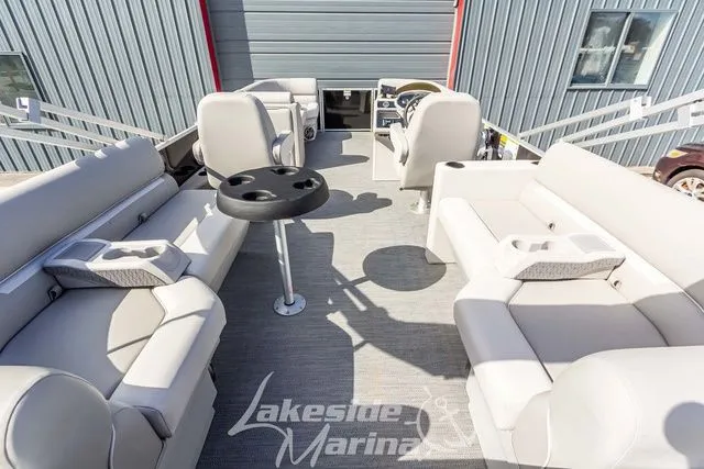 Slide: The Image of Godfrey Sweetwater 2286 SBX 2025 - 22