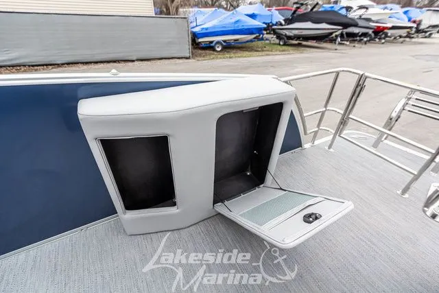 Slide: The Image of Godfrey Monaco 235 SFL 2025 - 30