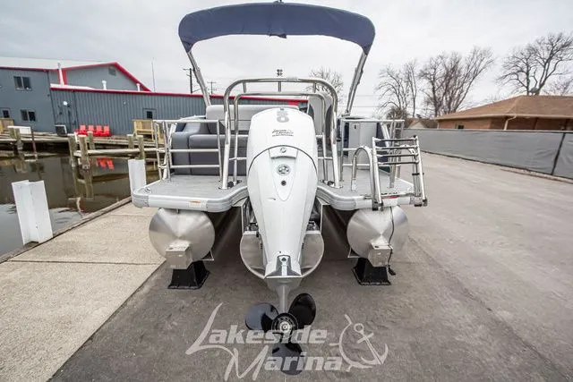 Slide: The Image of Godfrey Monaco 235 SFL 2025 - 6