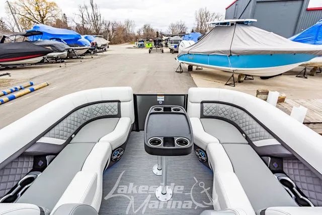 Slide: The Image of Godfrey AquaPatio 255 SFL 2025 - 19