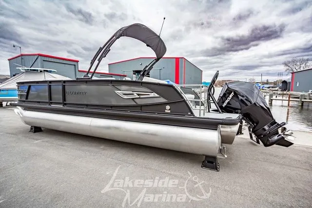 Slide: The Image of Godfrey AquaPatio 255 SFL 2025 - 3