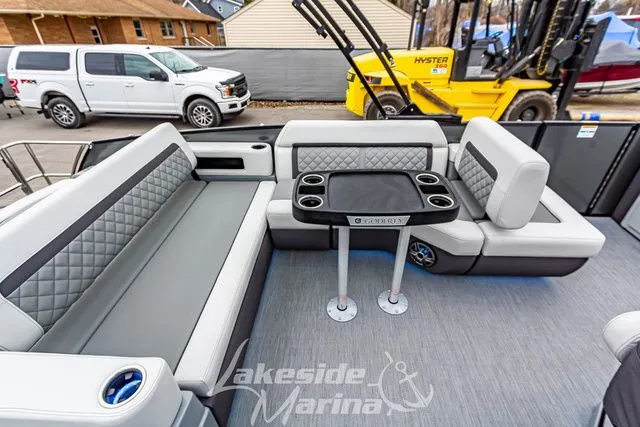 Slide: The Image of Godfrey AquaPatio 255 SFL 2025 - 34