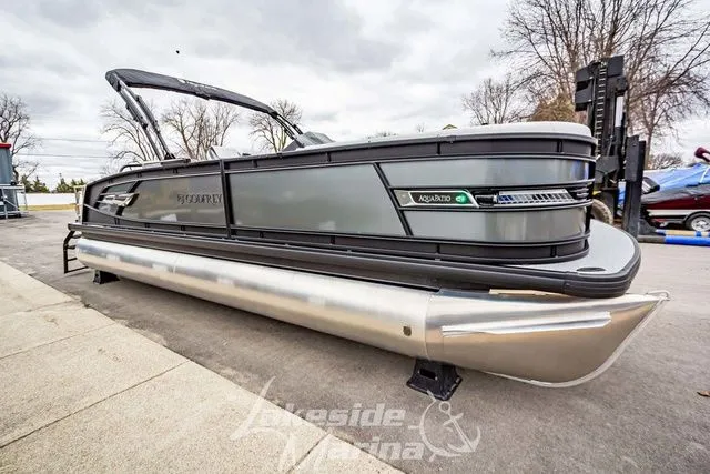 Slide: The Image of Godfrey AquaPatio 255 SFL 2025 - 8