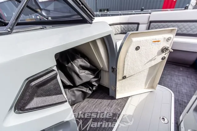 Slide: The Image of Godfrey AquaPatio 235 ULW 2025 - 24