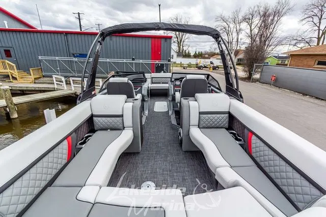 Slide: The Image of Godfrey AquaPatio 235 ULW 2025 - 44