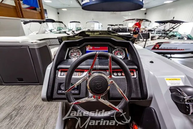 Slide: The Image of Godfrey AquaPatio 255 SDC 2023 - 27