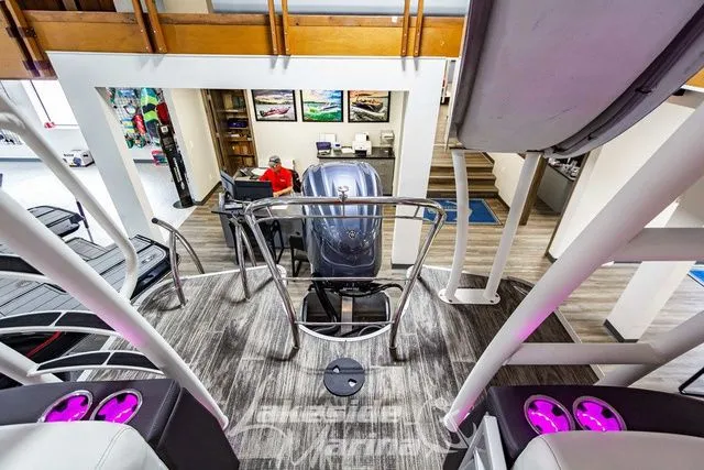 Slide: The Image of Godfrey AquaPatio 255 SDC 2023 - 38