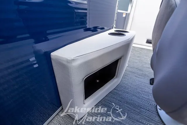 Slide: The Image of Godfrey SW 2286 SBX 2024 - 17