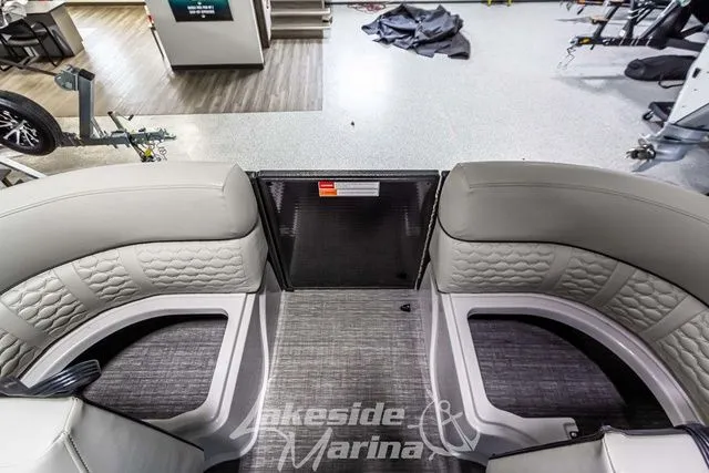 Slide: The Image of Crest Caribbean LX 230 SLC CP3 2023 - 13