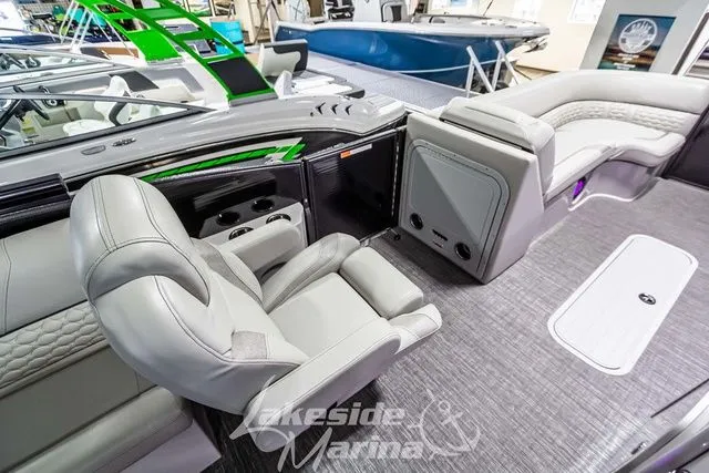 Slide: The Image of Crest Caribbean LX 230 SLC CP3 2023 - 20