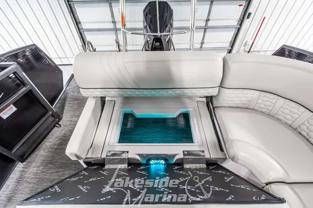 Slide: The Image of Crest Caribbean LX 230 SLC CP3 2023 - 33