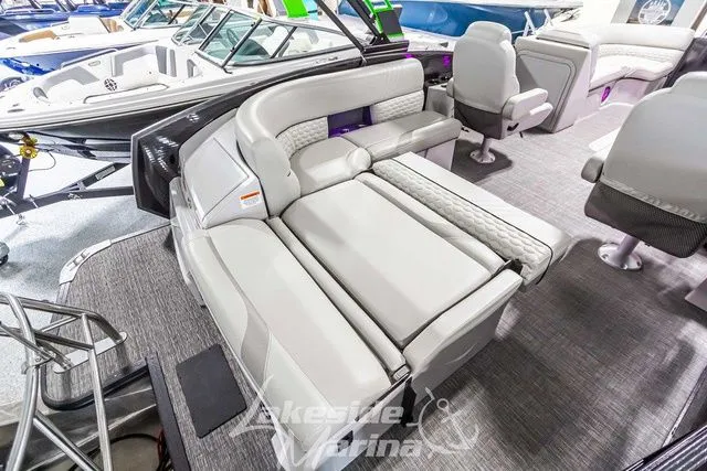 Slide: The Image of Crest Caribbean LX 230 SLC CP3 2023 - 36