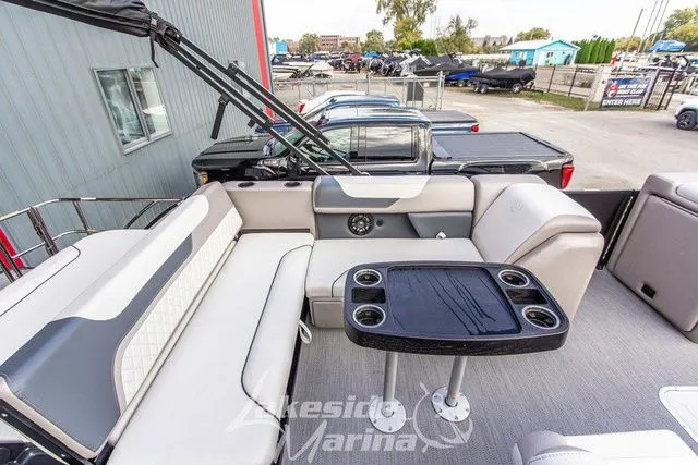 Slide: The Image of Godfrey Sweetwater 2286 SFL 27" iMPACT Center Tube Package 2025 - 26