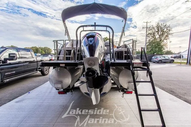 Slide: The Image of Godfrey Sweetwater 2286 SFL 27" iMPACT Center Tube Package 2025 - 5