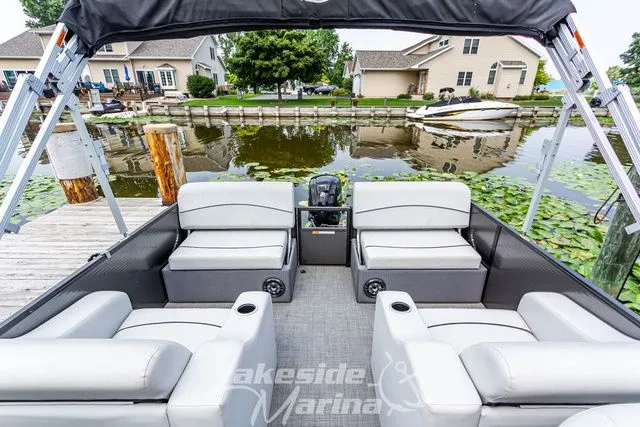 Slide: The Image of Crest Classic LX 220 SLRC 2021 - 24