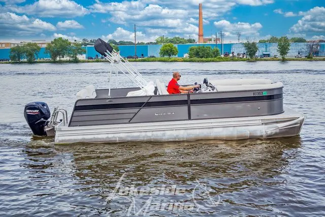 Slide: The Image of Crest Classic LX 220 SLRC 2021 - 6