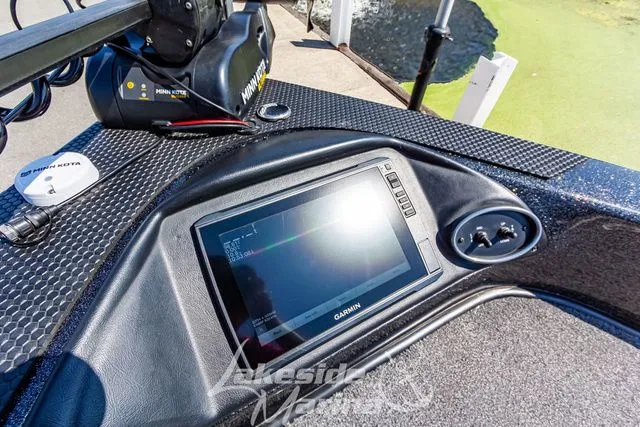 Slide: The Image of Triton 216 Fishunter 2020 - 29