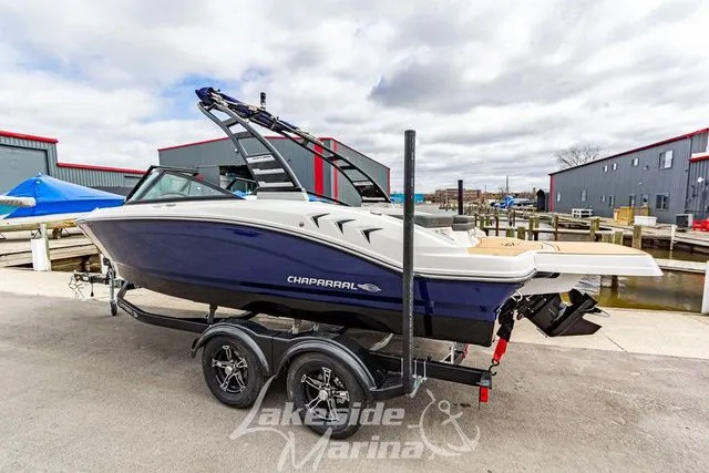 Slide: The Image of Chaparral 21 SSi 2025 - 3