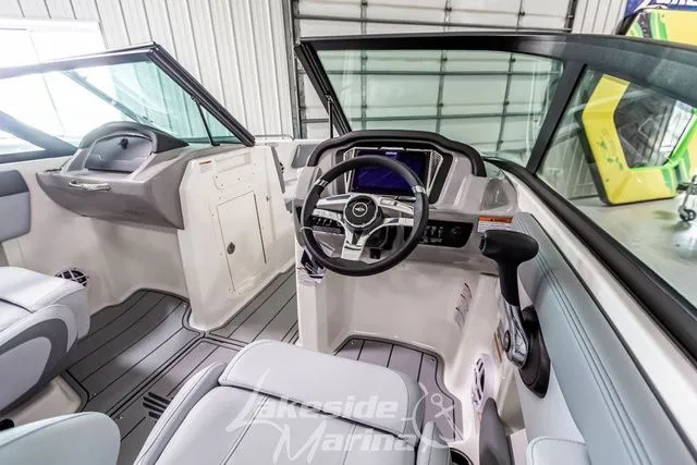 Slide: The Image of Chaparral 21 SSi 2026 - 22